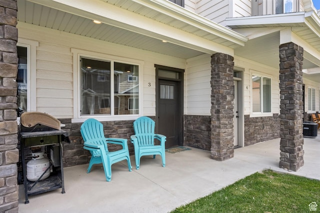 150 W Seasons Loop Unit 3, Garden City, UT 84028 - covered porch featuring grilling area