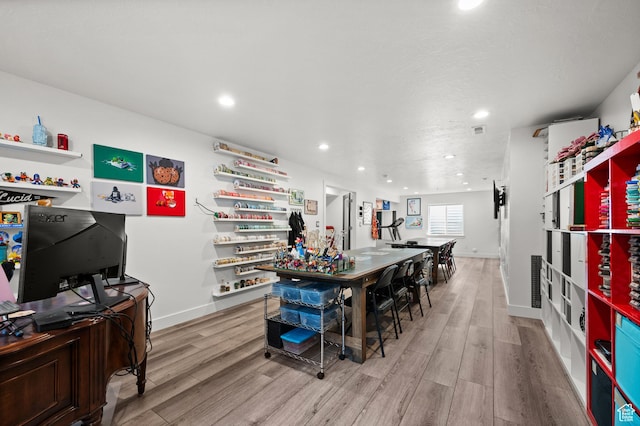 1067 W Ludington Ct, Bluffdale, UT 84065 - kitchen featuring open shelves, light wood-style flooring, recessed lighting, and baseboards