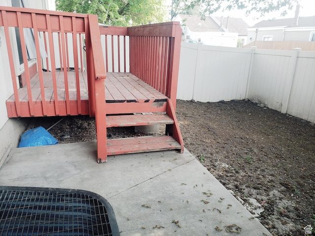 4142 S Davencrest Ln, Taylorsville, UT 84129 - deck with a fenced backyard and a patio