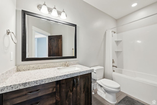 1757 E Longview Dr Unit 87, Hideout, UT 84036 - bathroom featuring toilet, vanity, and shower / tub combo with curtain