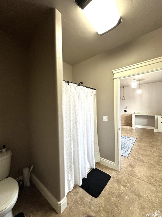 1471 N 3500 E, Ballard, UT 84066 - full bath with toilet, a shower with curtain, and baseboards