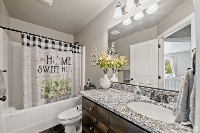 404 W 1325 N Unit L5, Cedar City, UT 84721 - full bath featuring vanity, shower / bath combo with shower curtain, toilet, and a textured ceiling