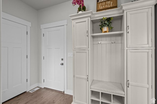 1407 W Fort Rock Dr, Saratoga Springs, UT 84045 - mudroom with wood finished floors and baseboards