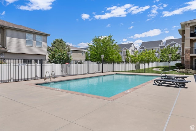 191 E Spencer Peak Way Unit I2, Draper, UT 84020 - community pool with a residential view and a patio