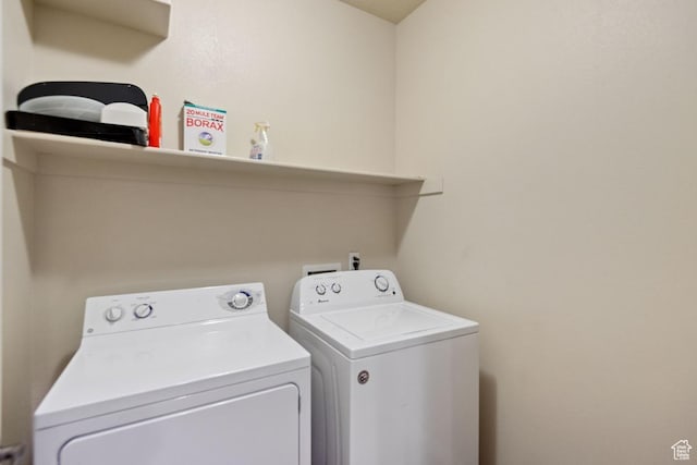 1183 S Canyon Meadow Dr Unit 2, Provo, UT 84606 - washroom featuring washer and clothes dryer