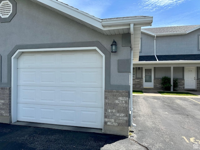 1612 S Talon Dr, Logan, UT 84321 - view of garage