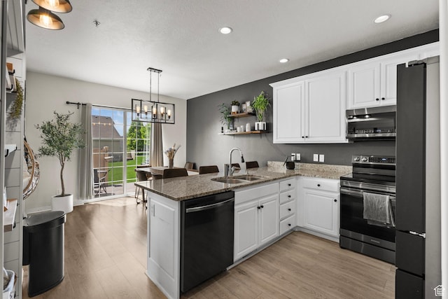152 S 930 E, American Fork, UT 84003 - kitchen with appliances with stainless steel finishes, a sink, a peninsula, open shelves, and white cabinets