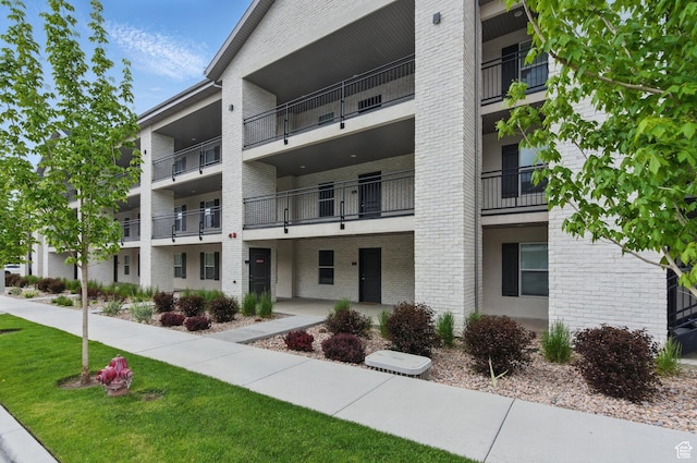 64 W 600 S Unit C205, Springville, UT 84663 - view of apartment building / complex