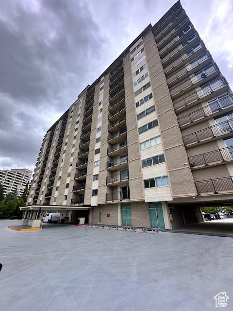 875 S Donner Way E Unit 208, Salt Lake City, UT 84108 - view of building exterior