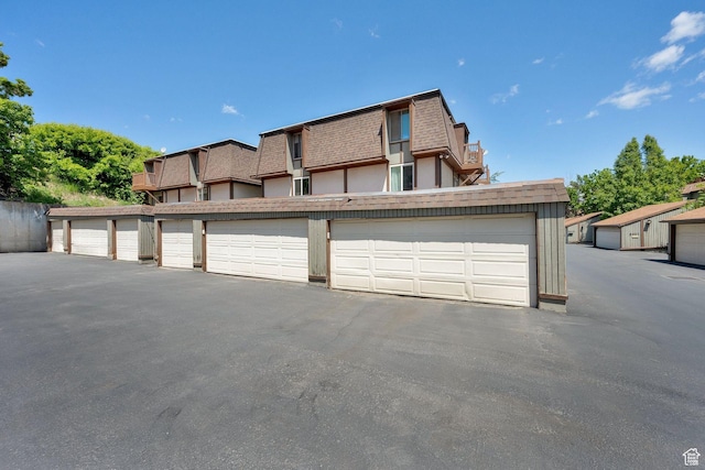 5420 Willow Ln Unit F, Murray, UT 84107 - view of garage