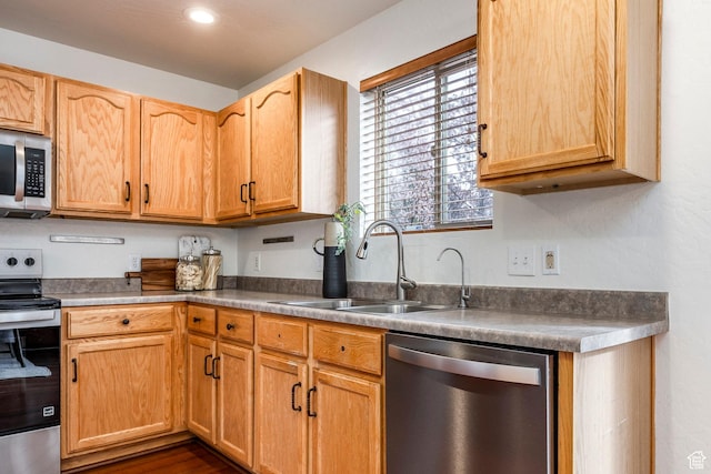 1189 E Fox Crest Dr, Park City, UT 84098 - kitchen featuring appliances with stainless steel finishes, a sink, and recessed lighting