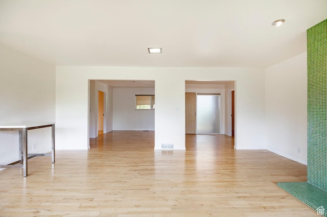 2006 E Creek Rd, Sandy, UT 84093 - empty room with light wood-style floors and baseboards
