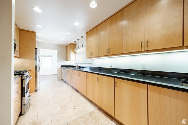 2006 E Creek Rd, Sandy, UT 84093 - kitchen with appliances with stainless steel finishes, dark countertops, a sink, light brown cabinetry, and recessed lighting