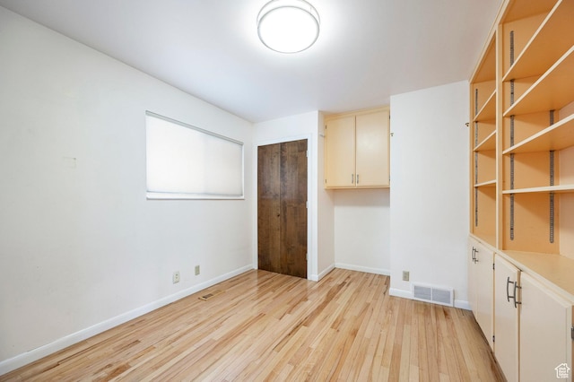 2006 E Creek Rd, Sandy, UT 84093 - unfurnished room with light wood finished floors and baseboards