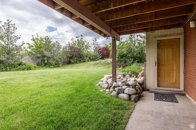 2006 E Creek Rd, Sandy, UT 84093 - view of grassy yard