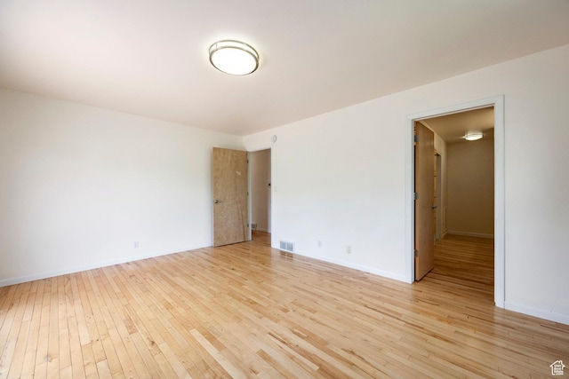 2006 E Creek Rd, Sandy, UT 84093 - empty room featuring light wood finished floors and baseboards