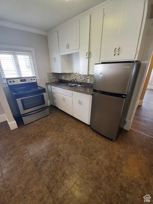 827 E Third Ave N, Salt Lake City, UT 84103 - kitchen with stainless steel appliances, a sink, crown molding, dark countertops, and white cabinets