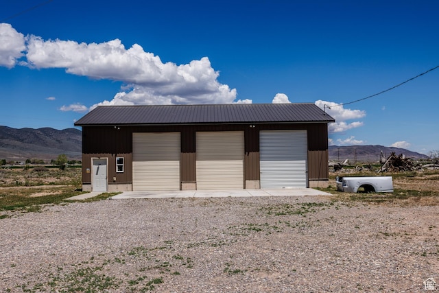 1085 S S River Ridge Ln, Joseph, UT 84739 - detached garage featuring a mountain view