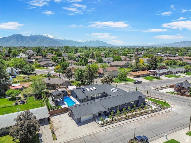 177 S Canyon Ave, Springville, UT 84663 - aerial perspective of suburban area featuring a mountain backdrop and a pool area