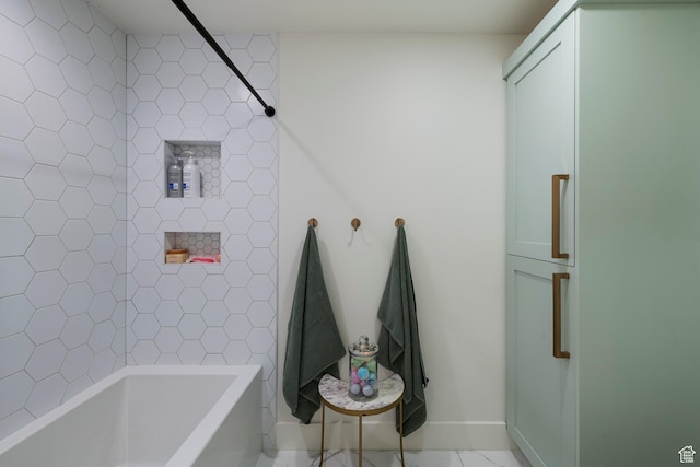1446 E Anvil Dr, Draper, UT 84020 - bathroom with baseboards and tub / shower combination