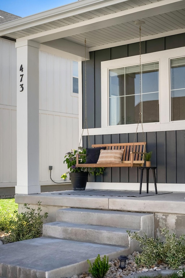 473 N Northshore Dr, Saratoga Springs, UT 84045 - entrance to property with board and batten siding