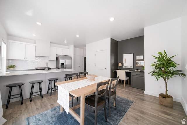 473 N Northshore Dr, Saratoga Springs, UT 84045 - dining area featuring light wood-style floors, recessed lighting, and baseboards