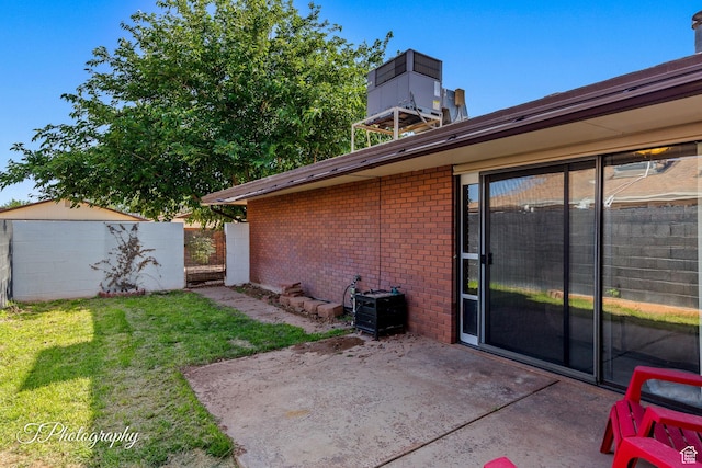 840 S 400 E Unit 46, St George, UT 84770 - view of patio with an outbuilding