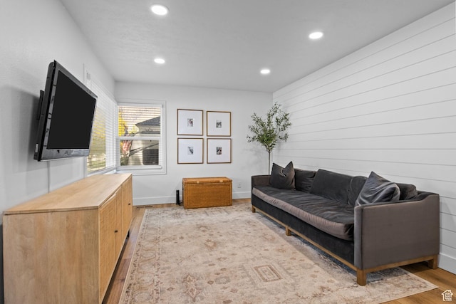 598 Brookside Dr, Springville, UT 84663 - living room with recessed lighting, light wood-style floors, and baseboards