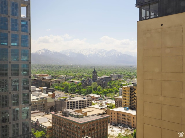 48 W 300 S Unit 2502-N, Salt Lake City, UT 84101 - city view featuring a mountainous background