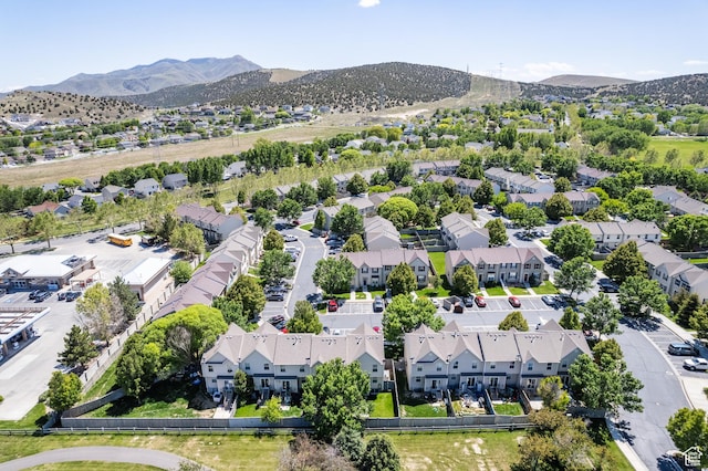 3421 E Dundee Dr, Eagle Mountain, UT 84005 - aerial perspective of suburban area featuring mountains