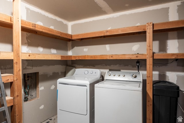 3421 E Dundee Dr, Eagle Mountain, UT 84005 - laundry room featuring separate washer and dryer