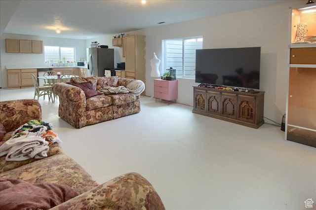 958 W Regatta Ln, Stansbury Park, UT 84074 - view of living room