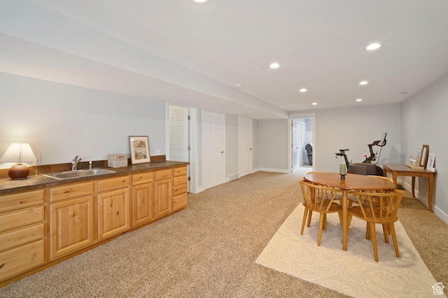 890 E 20 N, Smithfield, UT 84335 - dining space featuring light carpet, recessed lighting, and baseboards