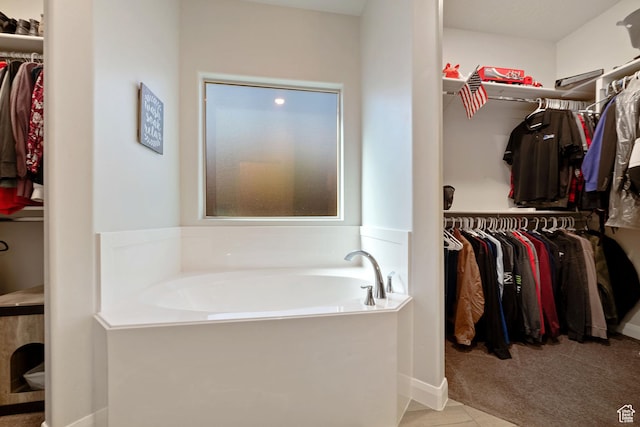 478 S Albano Way, St George, UT 84770 - bathroom featuring a garden tub and a walk in closet
