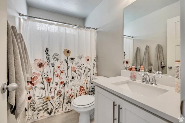 10966 S Coastal Dune Dr, South Jordan, UT 84009 - full bath featuring vanity, toilet, curtained shower, and tile patterned floors