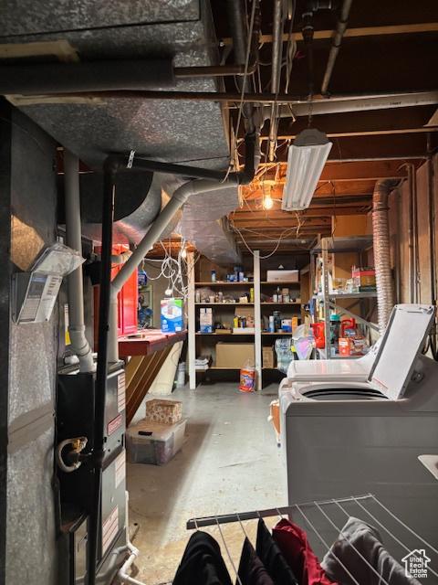 495 E 34 S Unit 10, Orem, UT 84097 - unfinished below grade area featuring washer and clothes dryer