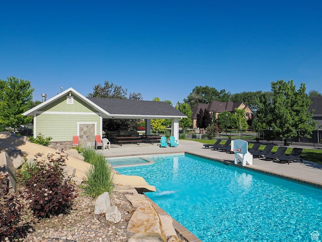 13772 S Kennington Ct E, Draper, UT 84020 - view of pool featuring a patio, a gazebo, and a pool with connected hot tub