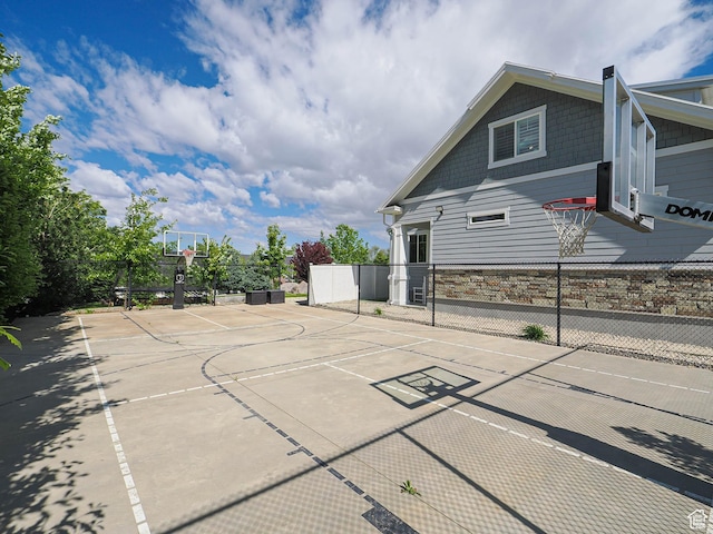 13772 S Kennington Ct E, Draper, UT 84020 - view of sport court with basketball hoop