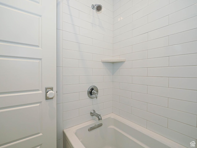 13772 S Kennington Ct E, Draper, UT 84020 - full bath featuring bathing tub / shower combination