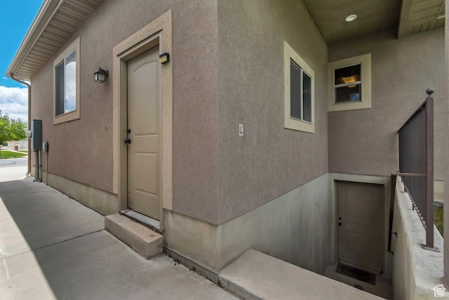 3028 W Viola Ln, Riverton, UT 84065 - view of exterior entry featuring stucco siding