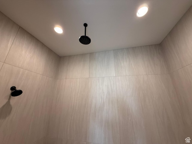 2921 E Yavin Way, St George, UT 84790 - detailed view of tiled shower