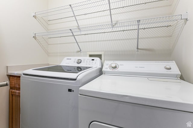 544 W 300 S Unit C, Springville, UT 84663 - laundry area with washer and dryer