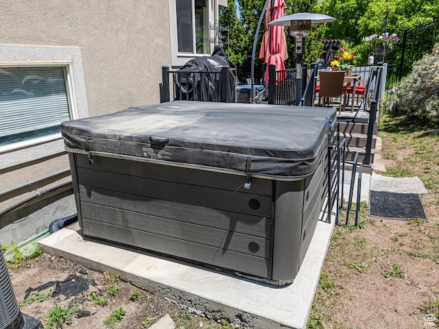 1152 E Gavin Cir, Draper, UT 84020 - exterior view of a hot tub and stucco siding