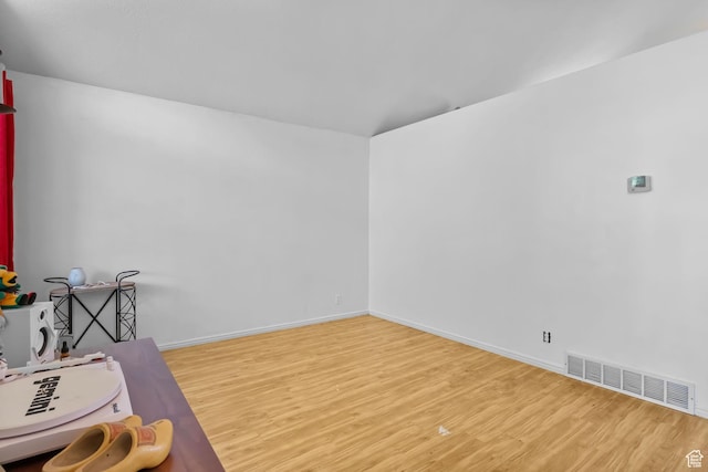 1367 E 3125 N, Layton, UT 84040 - unfurnished room featuring wood finished floors and baseboards
