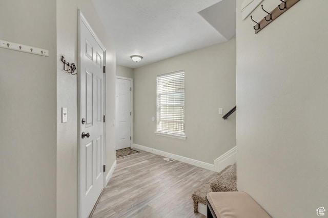 3864 E Cascade Rd, Eagle Mountain, UT 84005 - entryway featuring light wood-style floors and baseboards