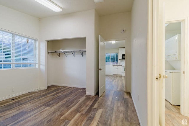 171 E 200 N, Orem, UT 84057 - closet featuring stacked washing machine and dryer