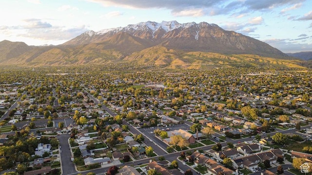 171 E 200 N, Orem, UT 84057 - view of mountain background featuring nearby suburban area