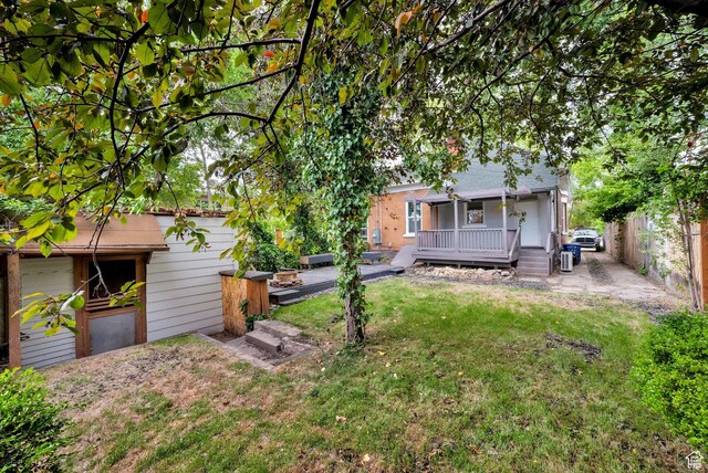 532 E 600 S, Salt Lake City, UT 84102 - view of yard with a wooden deck