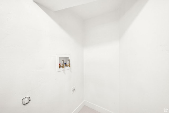 532 E 600 S, Salt Lake City, UT 84102 - washroom featuring hookup for an electric dryer, hookup for a washing machine, and baseboards