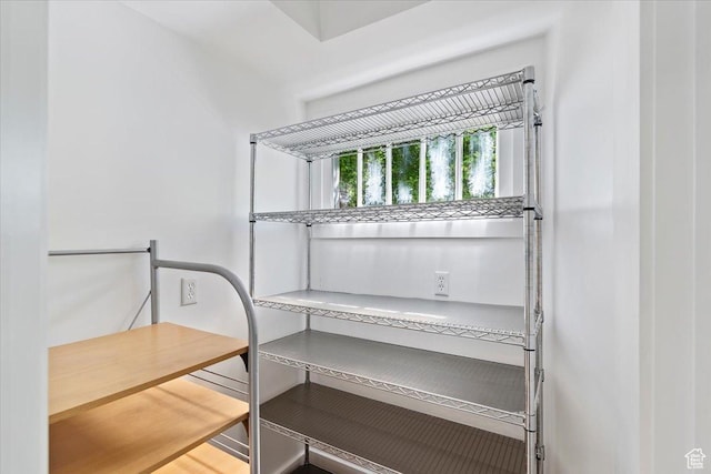 73 E 400 S, Logan, UT 84321 - view of pantry